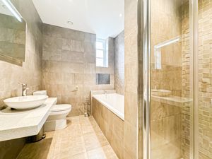 Photo 31- click for photo gallery